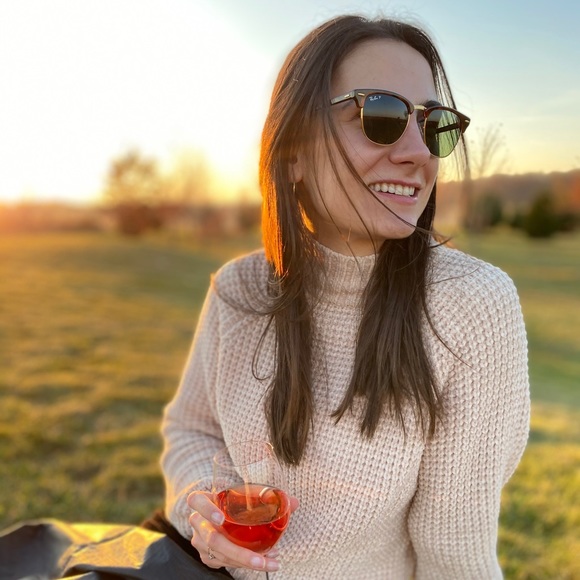 Meet your Posher, Jelena - Picture 3 of 3